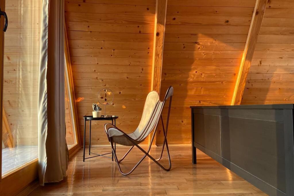 Petrovaradin Chalet โนวีซาด ภายนอก รูปภาพ