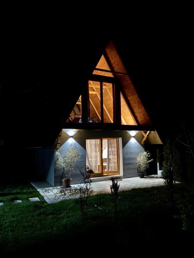 Petrovaradin Chalet โนวีซาด ภายนอก รูปภาพ