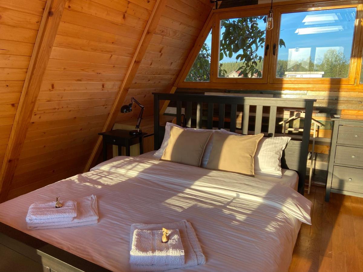 Petrovaradin Chalet โนวีซาด ภายนอก รูปภาพ