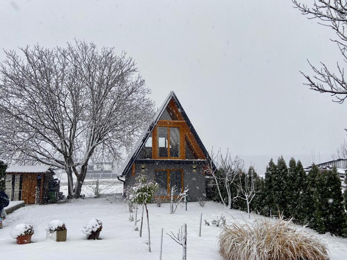 Petrovaradin Chalet โนวีซาด ภายนอก รูปภาพ